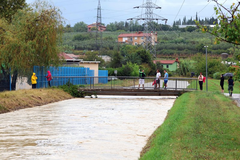 Najhuje je mimo, lahko si oddahnemo: "Najhujši vremenski scenarij se ni uresničil" (foto: Tomaž Primožič/FPA/BOBO)