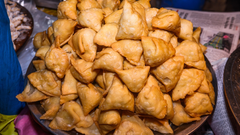 Samosa hitra prehrana Indija žabji krak