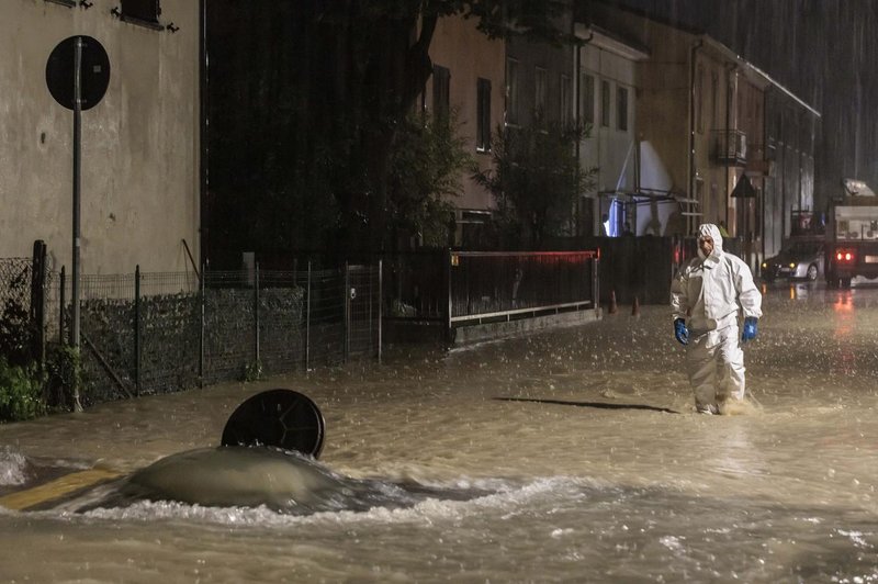 Poplave v Emiliji-Romanji, Faenza pod vodo. (foto: Profimedia)