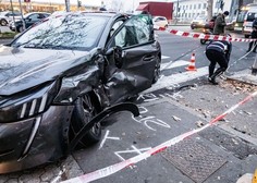 Bili so na šolskem izletu, ko je udarila tragedija: življenje izgubili najstnici