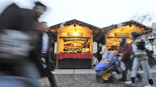 Po koliko bo letos v Ljubljani naprodaj pečen kostanj? Oddali so utice za peko, zneski so vrtoglavi (foto: BOBO/BOR SLANA)