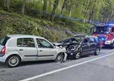 Pijani voznik povzročil hudo prometno nesrečo: več ljudi odpeljali v bolnišnico