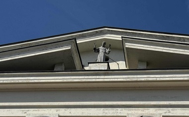 Le najbolj pogumni turisti pridejo v ta del Ljubljane, da bi videli slovenski dragulj