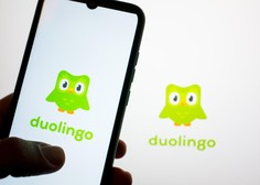 Aplikacija za učenje tujih jezikov Duolingo vas uči tudi glasbo – in zdaj ponuja še fizični pripomoček