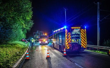 Četrtek zvečer zaznamovala nepredstavljiva tragedija: v čelnem trčenju življenje izgubila dečka