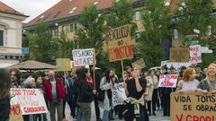 protest splav Maribor