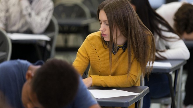 Številna šolska tekmovanja bodo letos plačljiva: raziskali smo, zakaj strošek prijavnine pade na starše (foto: Profimedia)