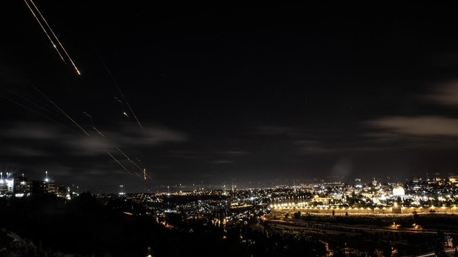 Iran je sprožil rakete proti Izraelu (foto: Profimedia)