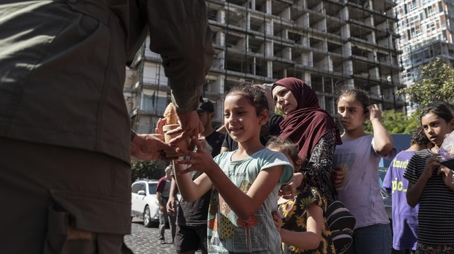 Slovenija namenila vrtoglavo vsoto denarja za humanitarno pomoč (foto: Profimedia)