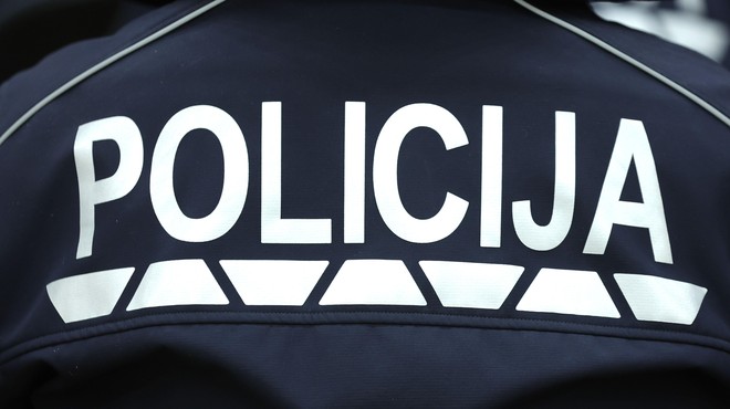 Policija v Slovenj Gradcu 'obiskala' 59-letnega moškega: ko so preiskali stanovanje, odkrili, da ... (foto: Borut Živulović/Bobo)