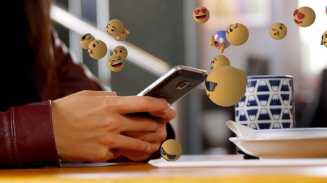 Ste tudi vi takšni? Te emojije naj bi prevečkrat uporabljali