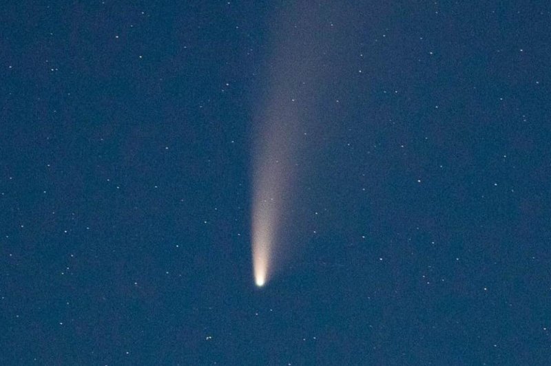 Ne zamudite spektakla na nebu! Videli bomo lahko veličasten komet, ki so ga nazadnje opazovali ljudje v kameni dobi (foto: Facebook/Wil Photography)