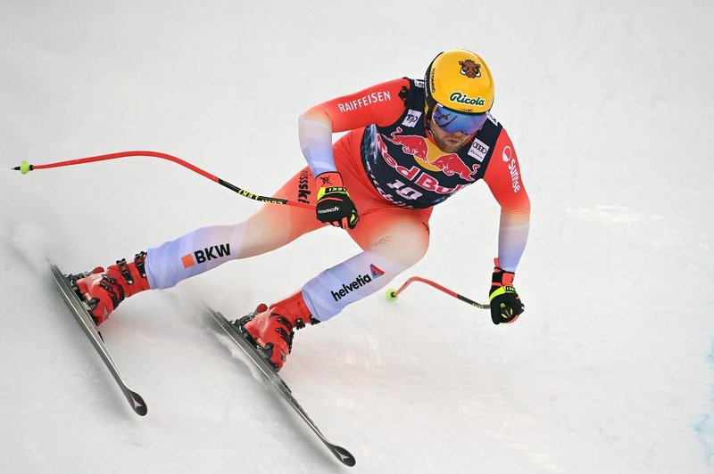 Znani smučar slovenskih korenin delil žalostno novico: "Na levi strani vratu, tik pod ključnico, smo opazili ..." (foto: Profimedia)