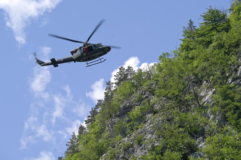 Huda nesreča na območju Krima: plezalec se še bori za življenje (foto: Bobo)