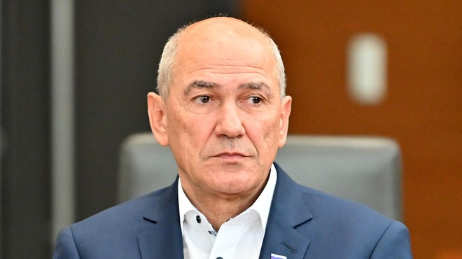 Janez Janša izrazil nezadovoljstvo: "Ustanavlja se neka nova stranka, ki hoče zajedati v volilno telo SDS" (foto: Profimedia)