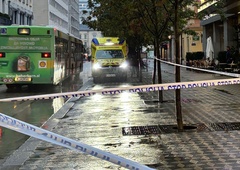 Kaj se dogaja v središču Ljubljane? Pred znanim hotelom je mrgolelo policistov (FOTO)