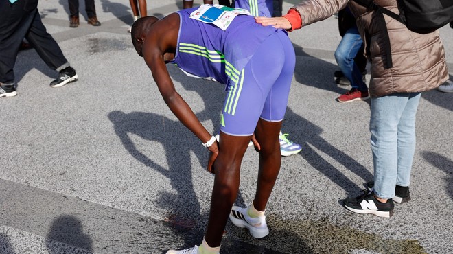 Preplah na ljubljanskem maratonu: lanskoletni zmagovalec bruhal kri (foto: F.A.Bobo)