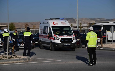 Tragedija v Turčiji: zračni napadi po smrtnem napadu, ki je zahteval več življenj (FOTO)