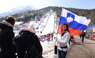 Vstopnice za smučarske tekme v Sloveniji so že na voljo! (Poglejte, kakšne so cene)