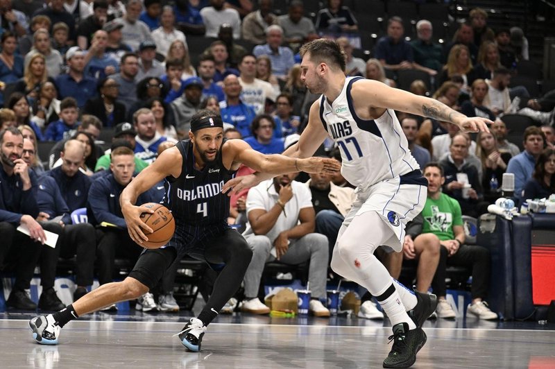 Dončićev šov v Dallasu: z 32 točkami do suverene zmage (foto: Profimedia)