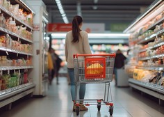 Še en odpoklic: s trgovskih polic umaknili to živilo