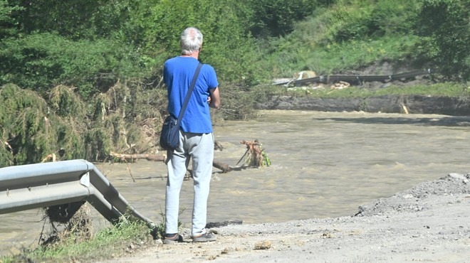 V nekaterih slovenskih krajih ne živi nihče: razkrivamo, katera območja so najredkeje poseljena in kaj ljudem preprečuje, da bi se tam ustalili (foto: Žiga Živulovič jr./Bobo)