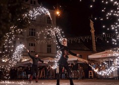 Čarobni prazniki v slovenskem mestu: panoramsko kolo, manjši vrtiljak in več kot 100 smrečic!