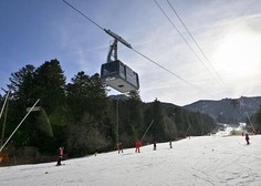 Incident na najvišjem evropskem smučišču: gondola trčila v postajo, več poškodovanih