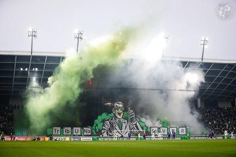 Derbi brez zmagovalca, a z globo: Maribor in Olimpija kaznovana (foto: Facebook)