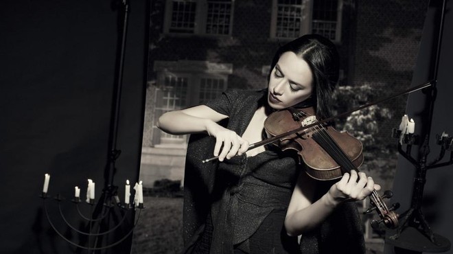 Decembrski spektakel: Anja Bukovec razkriva, kaj pripravlja za svoj tradicionalni koncert (foto: Jaka Vinšek)