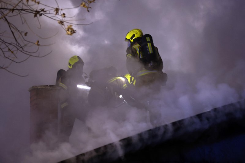 požar Slovenija Ljubljana gasilec gasilci Celovška cesta Vižmarje