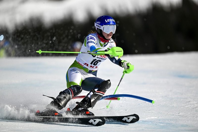 Slovenka Andreja Slokar se je odlično znašla v finalu za svetovni pokal alpskih smučark (foto: Profimedia)