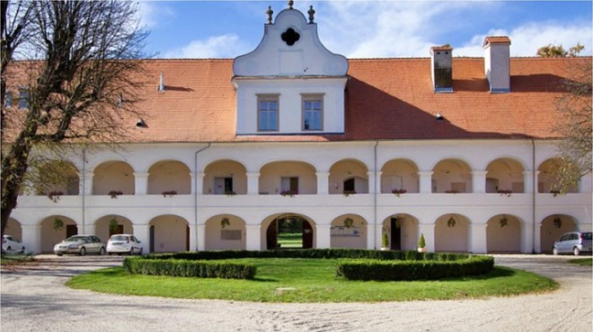 (Nekdanji) ponos Murske Sobote naznanil stečaj: v finančne težave so zabredli kljub temu, da so koristili davkoplačevalski denar (foto: Expano)