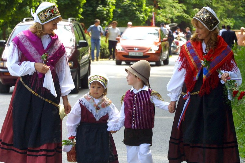 Slovenska skupnost v Avstraliji v šoku zaradi nenavadne kraje. Le kaj je tatovom rojilo po glavi? (foto: Tina Kosec/Bobo)