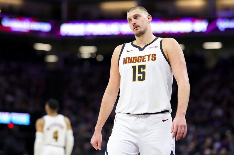 Napeta noč v NBA prinesla drame in rekorde: Jokić serviral svoj deseti trojni dvojček (foto: Profimedia)