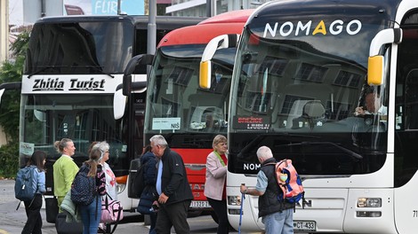 avtobusi, javni potniški promet