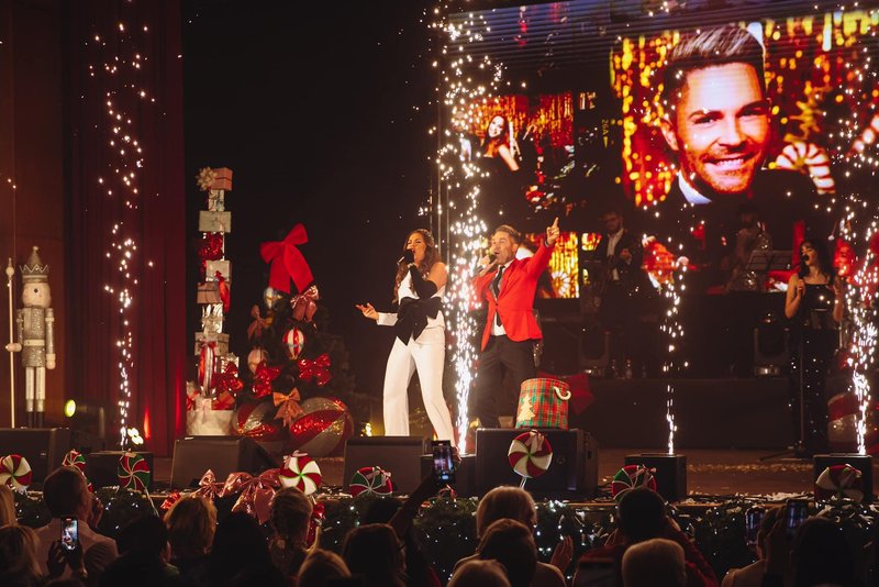 Rebeka Dremelj Christmas Show božični šov