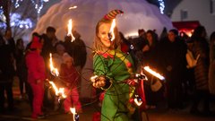 Rebeka Dremelj Christmas Show božični šov