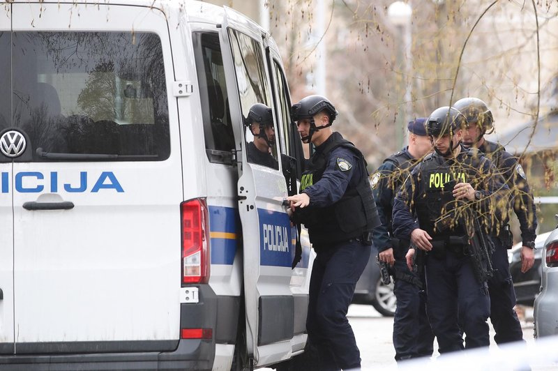 Policija razkrila, kaj čaka osumljenca, ki je na osnovni šoli v Zagrebu ubil otroka (foto: Zeljko Lukunic/Pixsell/Bobo)