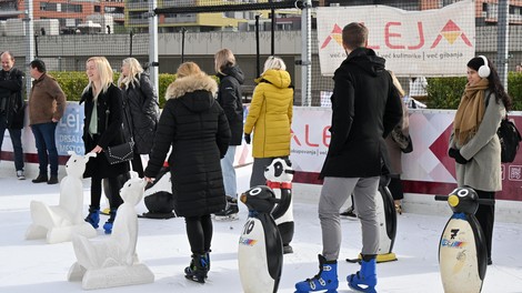 Zabava na ledu: kje v Ljubljani in okolici vas to sezono pričakujejo drsališča?