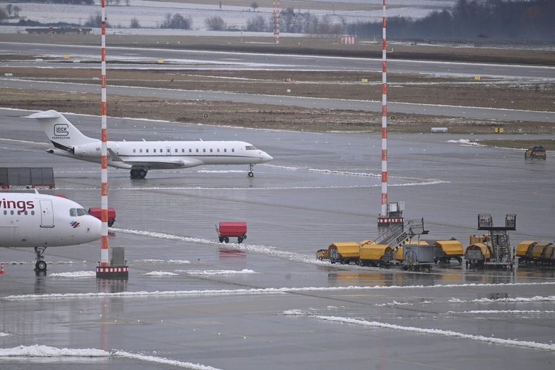 poledica, letališče, Stuttgart, Nemčija, žled, ledeni dež