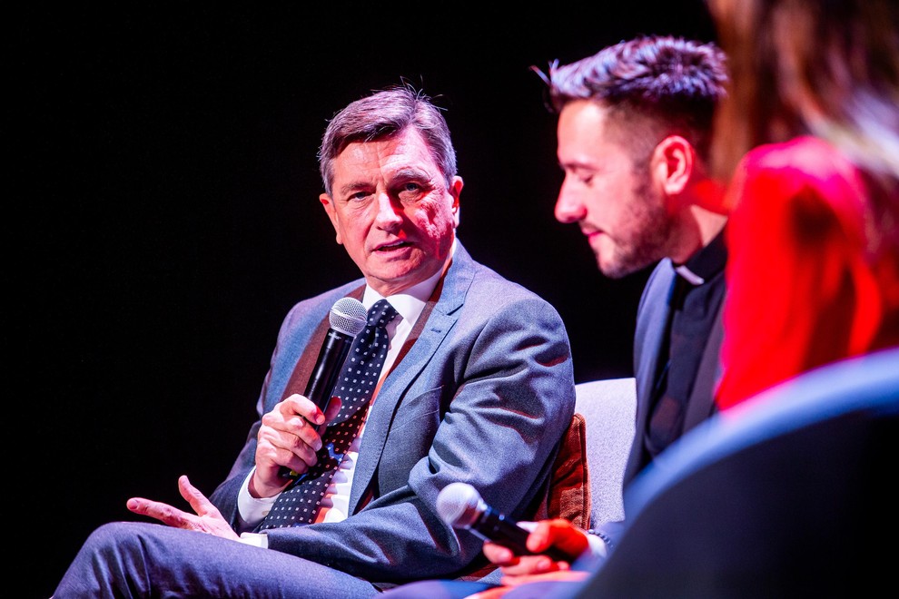 Borut Pahor Martin Golob dobrodelnost