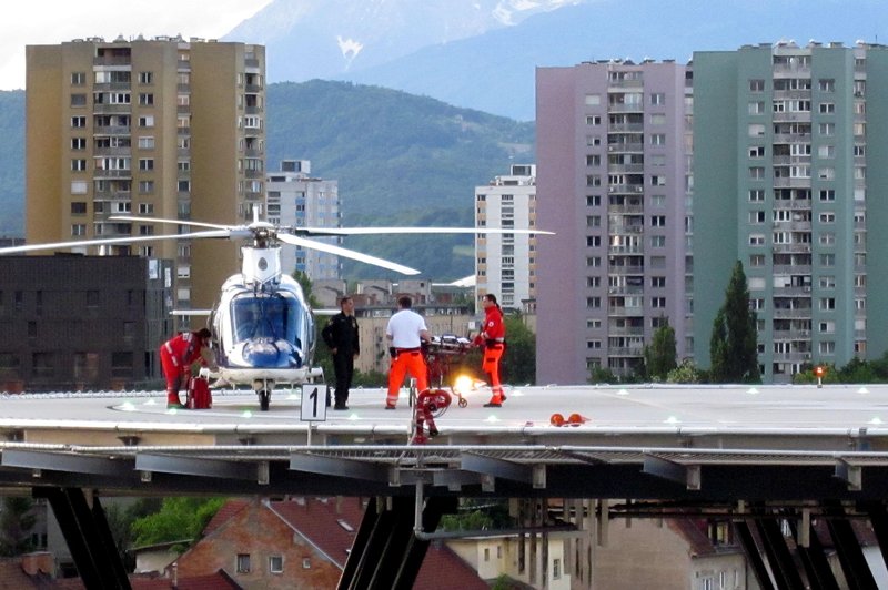 Dodatne minute, ki lahko odločajo o življenju: Ljubljanski heliport 82. dan zaprt (foto: BOBO/JAKA PRIJATELJ)