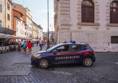 Oropan slovenski veleposlanik v Rimu: prišli po žlebovih, odnesli pravi zaklad!