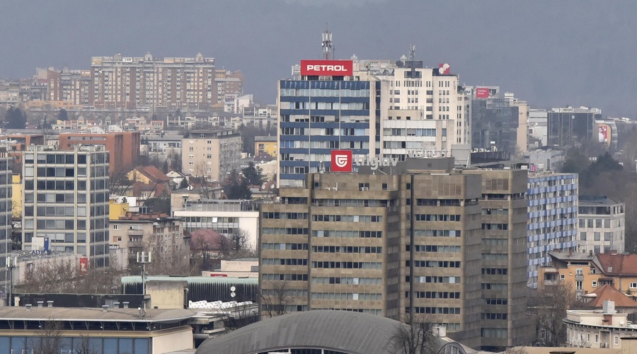 Slovensko podjetje naj bi odpuščalo: varni niso niti starejši in mame samohranilke (foto: Žiga Živulović jr. /BOBO)