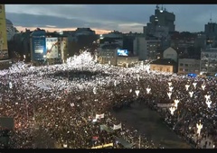 Prekinitev pouka v številnih šolah kot podpora študentskim protestom