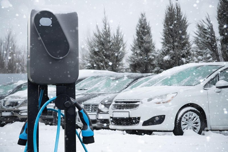 Uradni podatki so eno, preizkus v praksi pa drugo: Norvežani preverili, kolikšen je zares doseg električnih avtomobilov (foto: Profimedia)