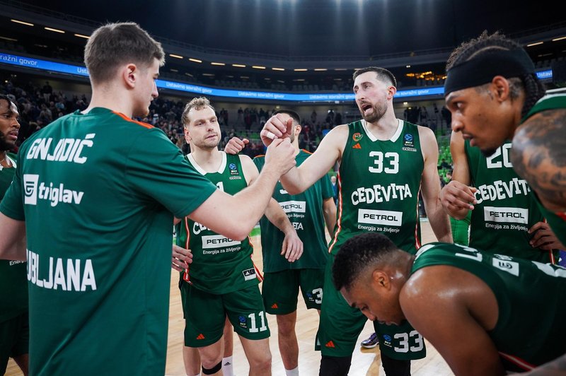 Boj do zadnjih minut: zmaji klonili proti Valencii, še vedno v boju za končnico (foto: KK Cedevita Olimpija)