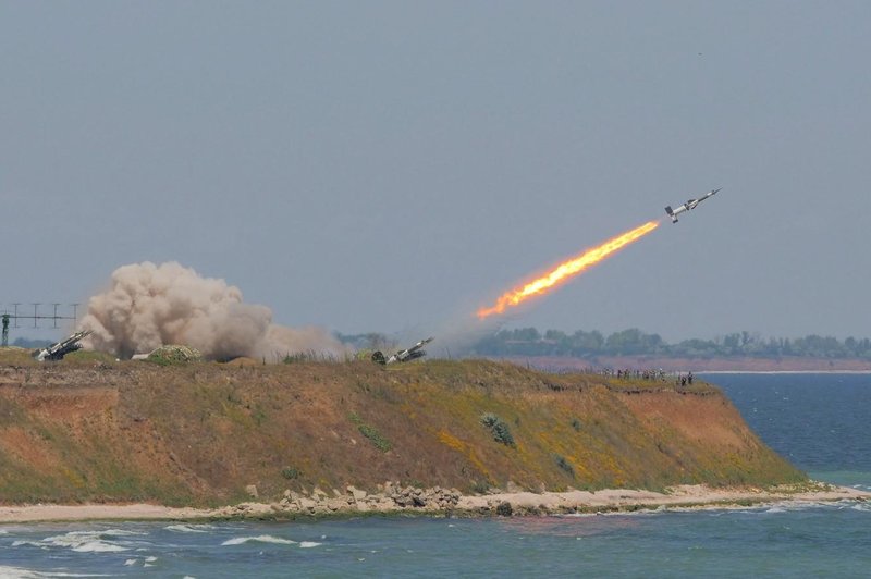 Eksplozija izvoza: Srbija Izraelu dobavila 30-krat več orožja, tudi po sklenitvi dogovora o prekinitvi ognja (foto: Profimedia)