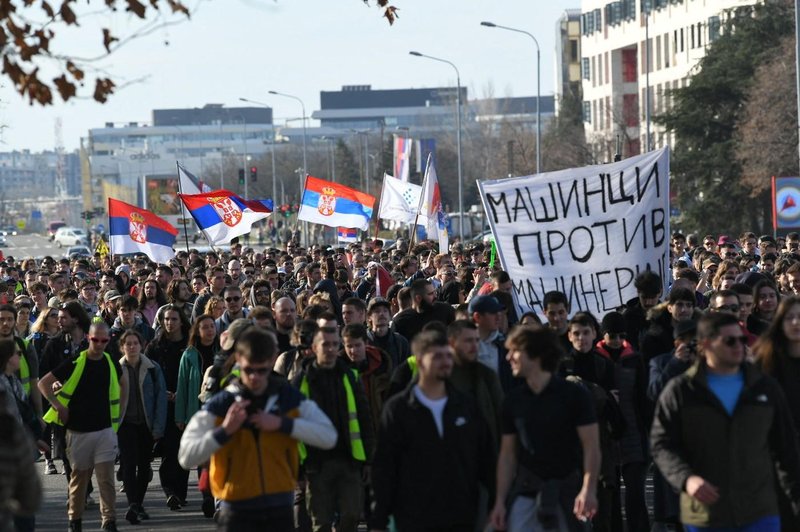 Zvezdnik podprl študente - njegova gesta navdušila in ganila javnost (foto: Profimedia)